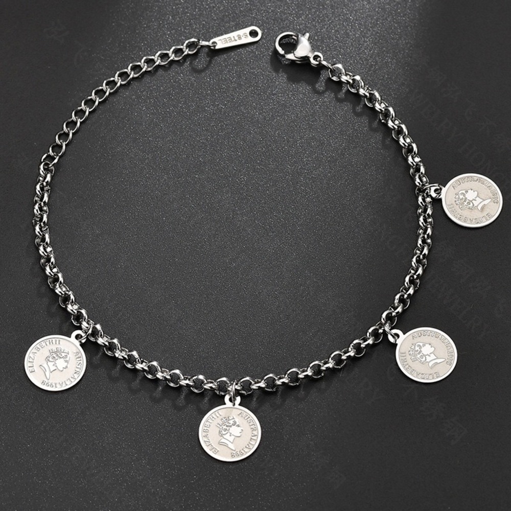 Sold 🚫Queen Elizabeth Bracelet